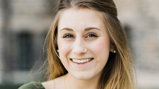 headshot of leah waltrip