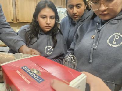 Puksta scholars at a retreat